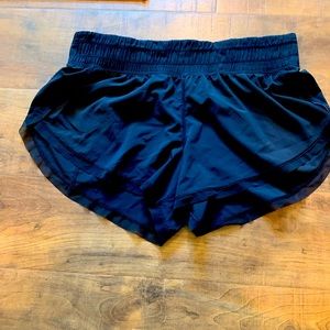 Lululemon Shorts size 8